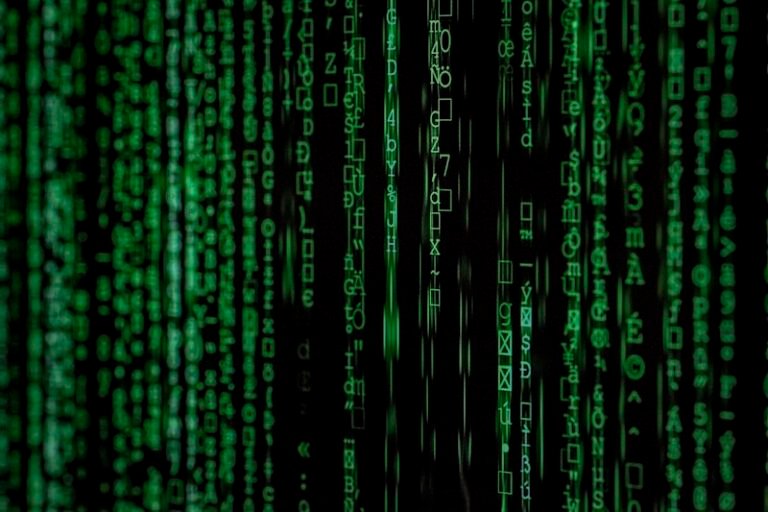 Inteligencia artificial con sesgo de género: cuando el algoritmo discrimina